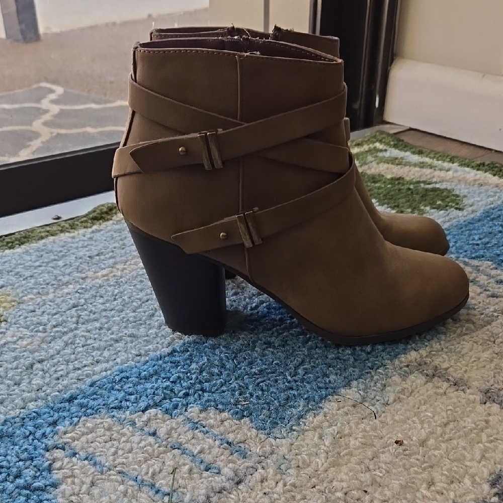 Brown  Ankle Boots with Block Heel